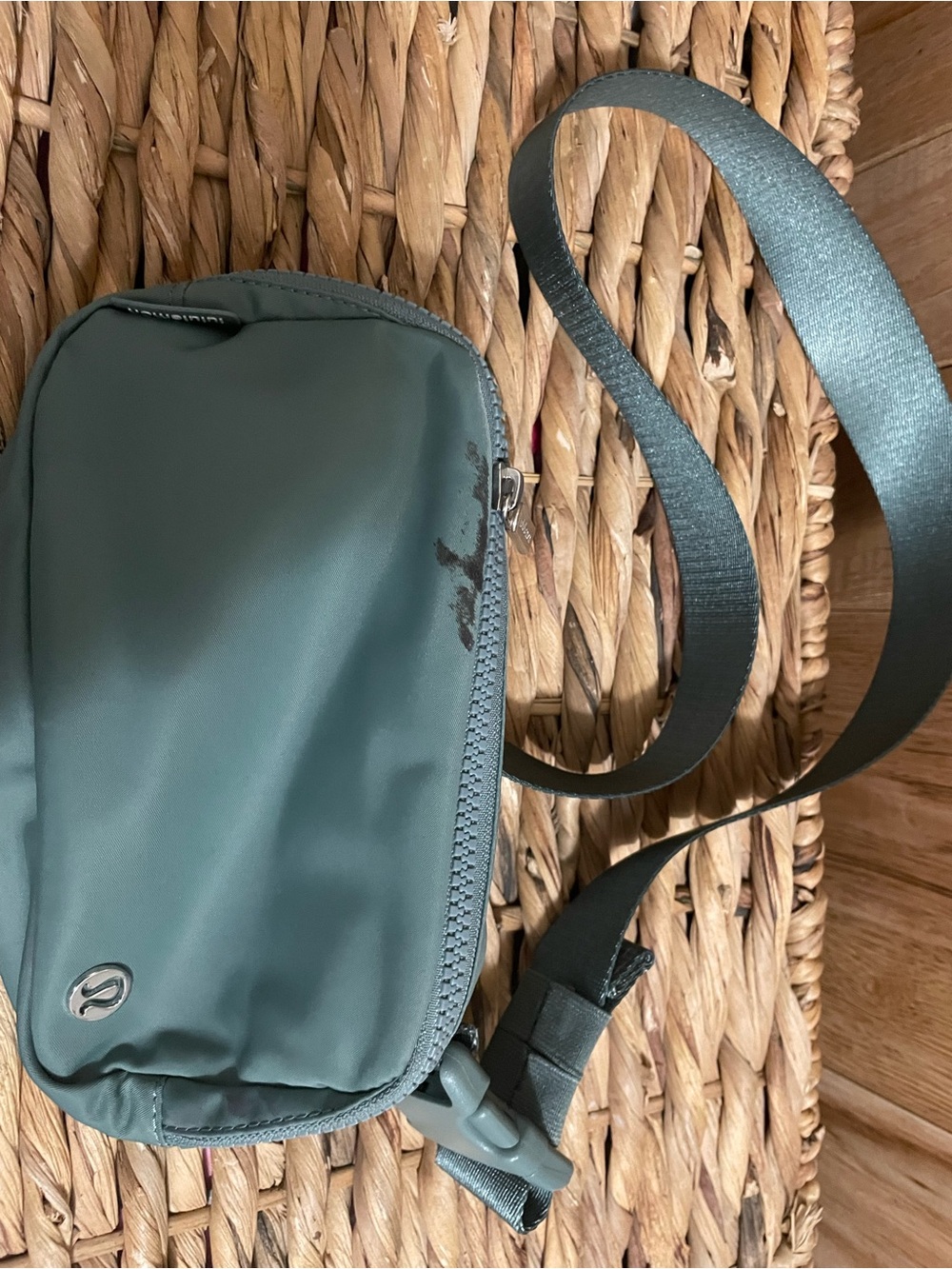 lululemon athletica Small Green Sling Belt Bag